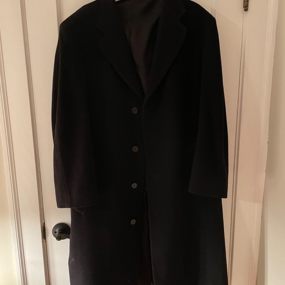 Overcoat - Picture 6 of 6